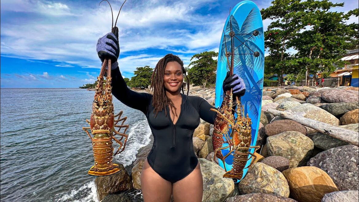 CATCHING GIANT LOBSTERS FOR FOOD - Handmade Lobster Burgers