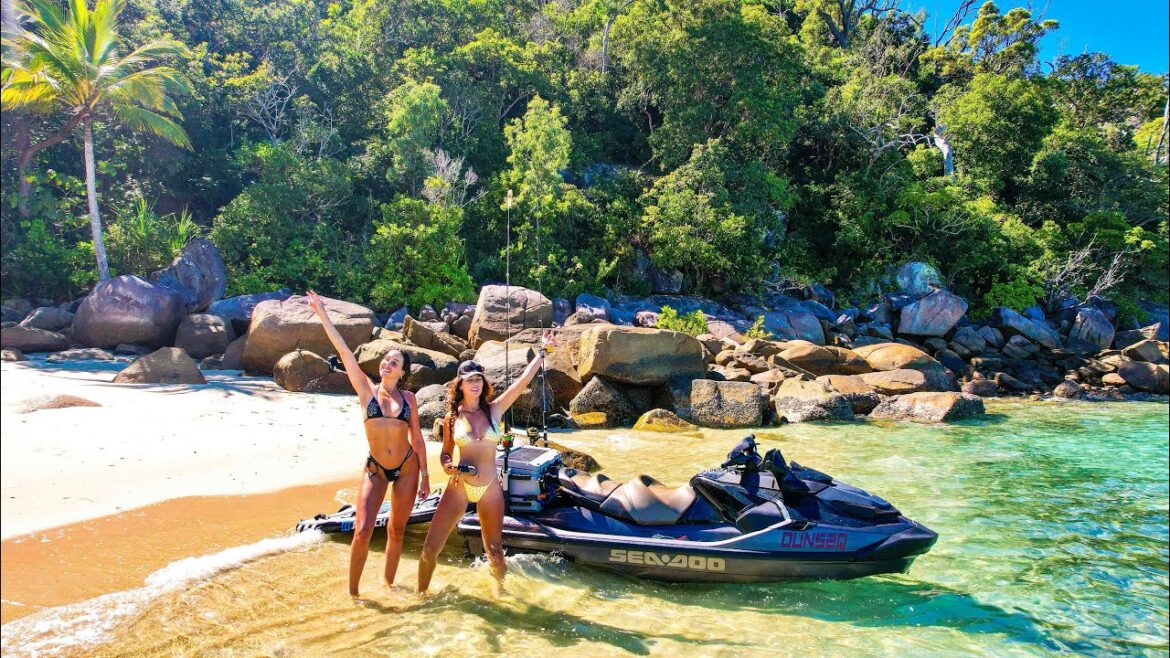 Girls Camping Trip 🌴⛺️TROPICAL ISLAND EDITION
